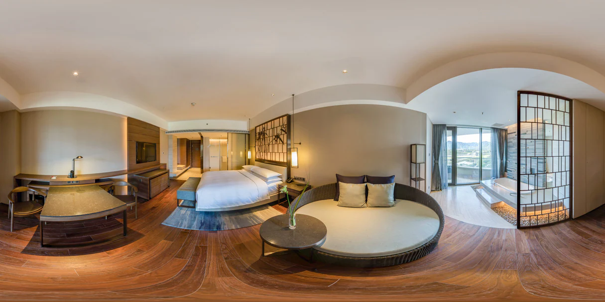 带阳台的豪华大床房