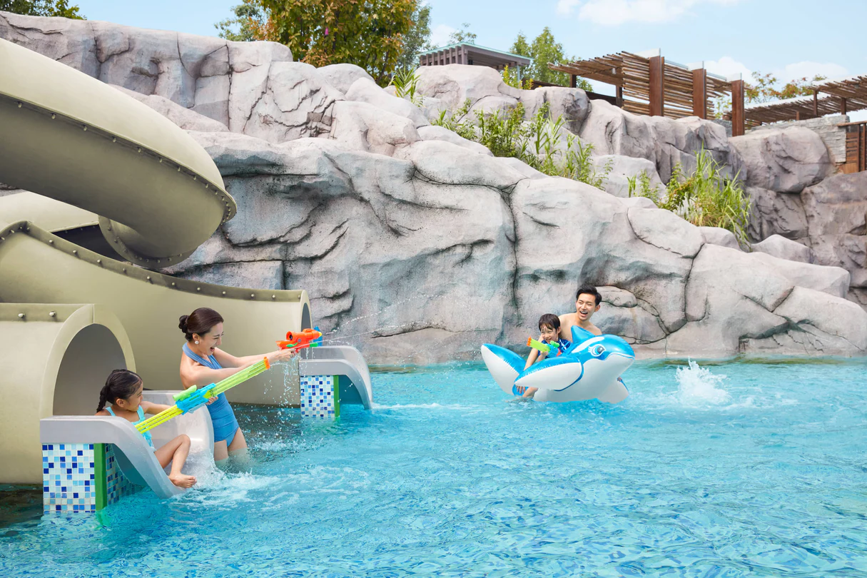 室外温泉池 - 滑梯