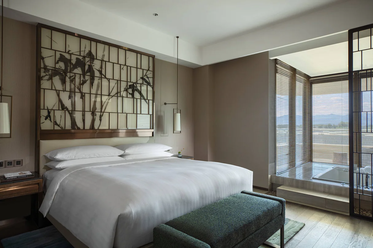 家庭套房 - 卧室